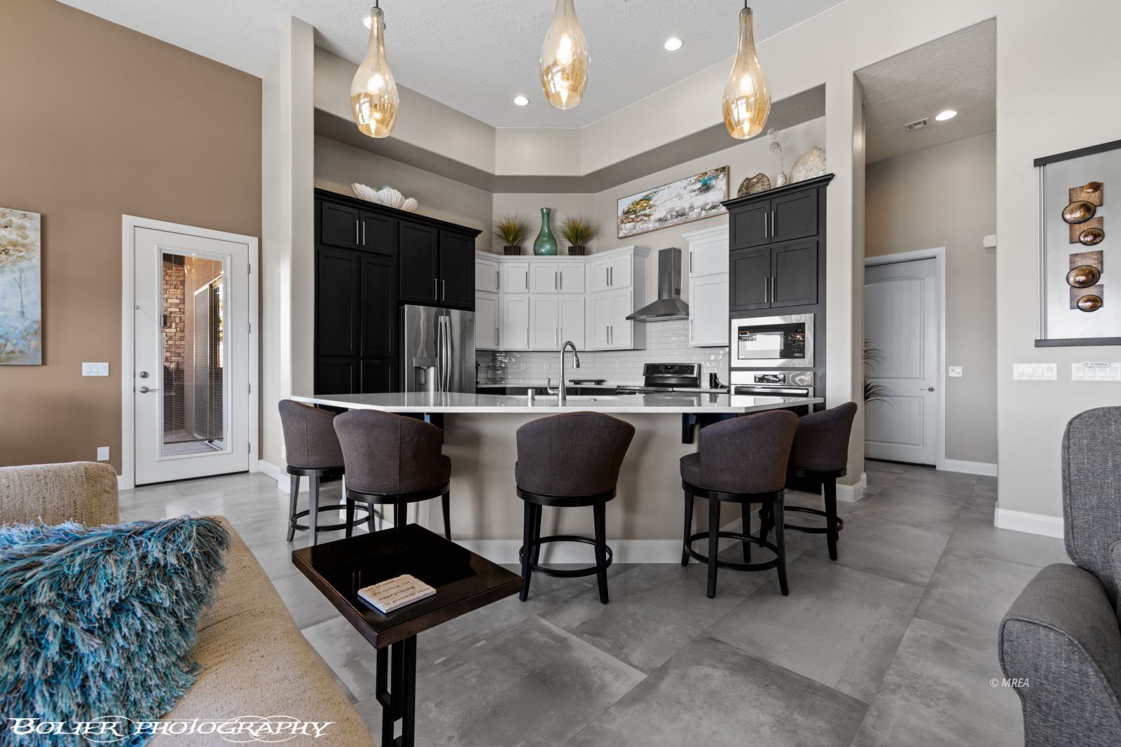 1435  Pomegranate Trail 