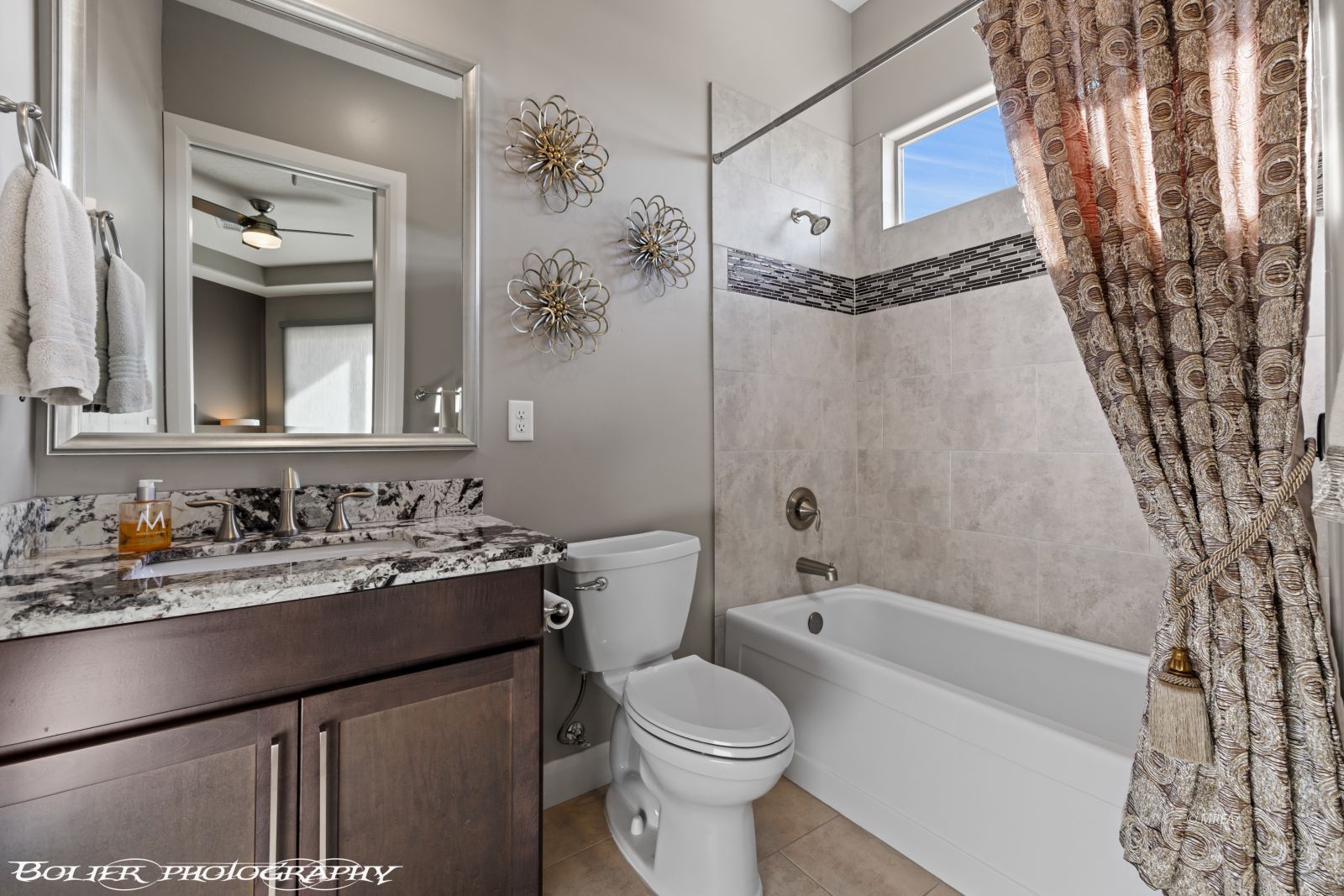 1435  Pomegranate Trail 