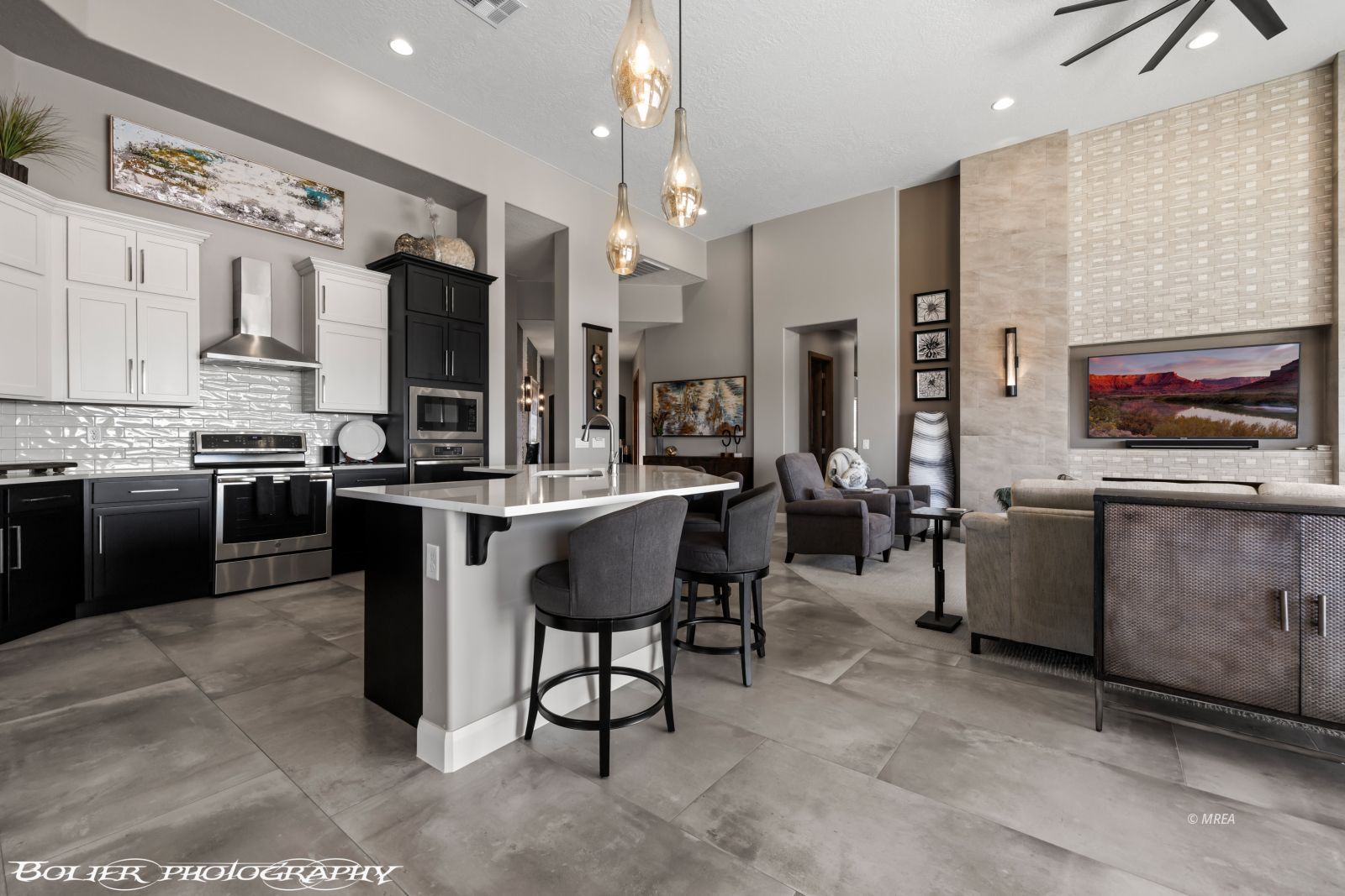 1435  Pomegranate Trail 