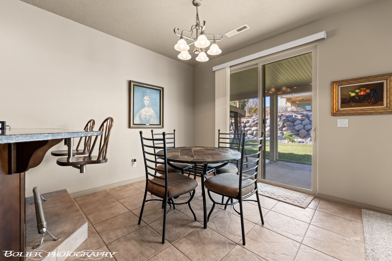 1389  Vista Del Ciudad Dr 