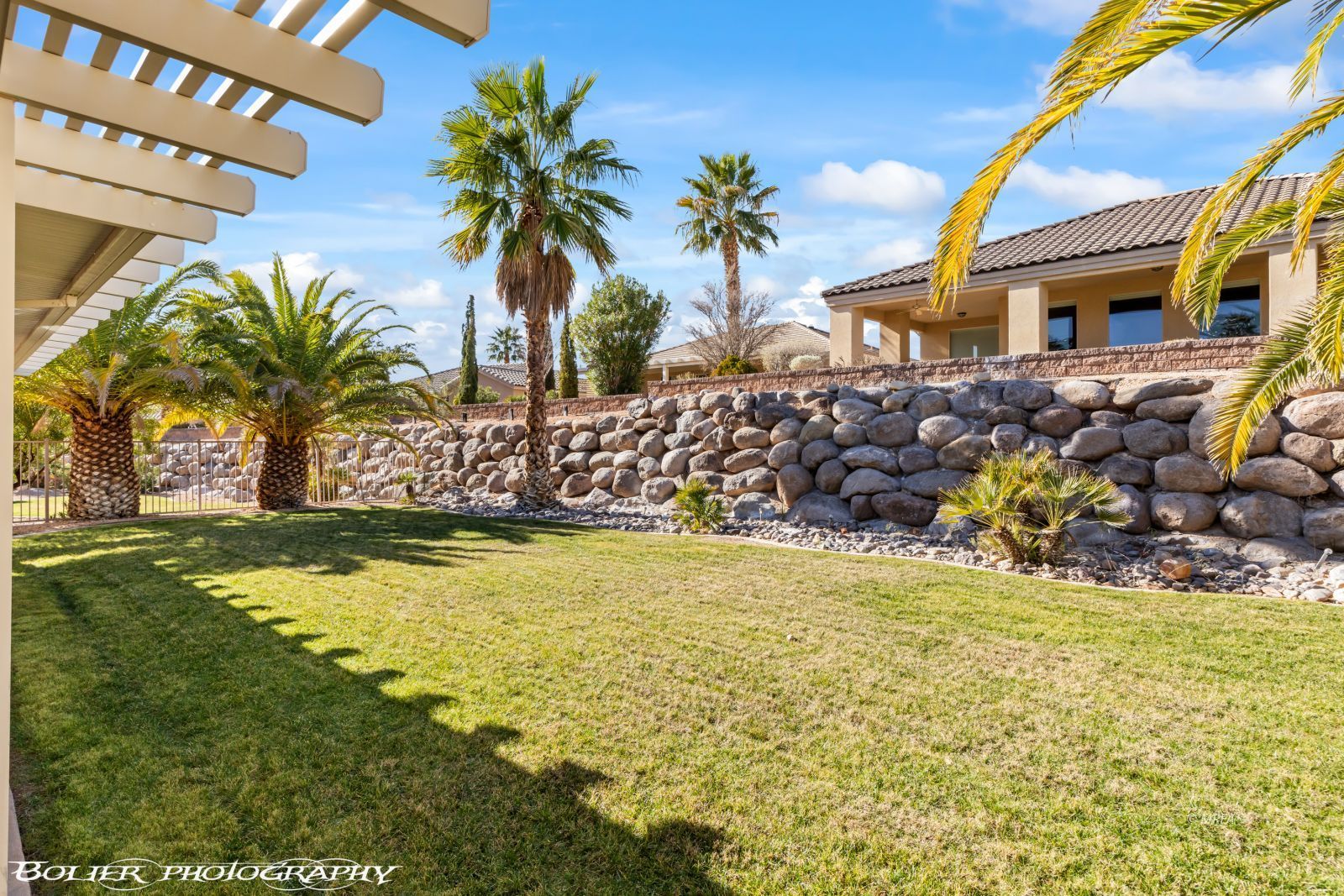 1389  Vista Del Ciudad Dr 