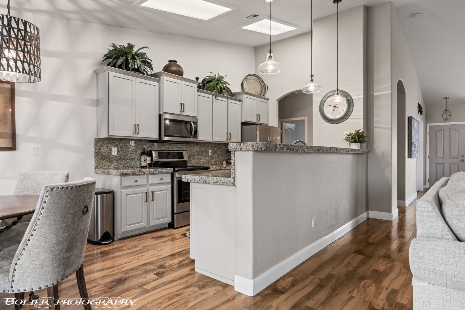 1231  Indian Wells Rd