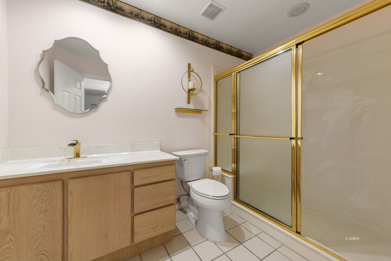 737  Mesa Springs Dr