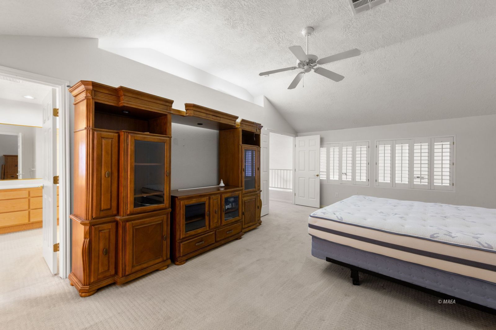 737  Mesa Springs Dr