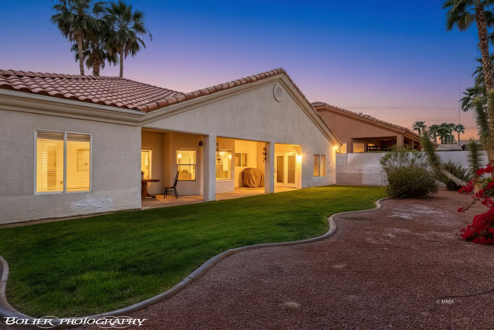 589  Casa Grande Cir