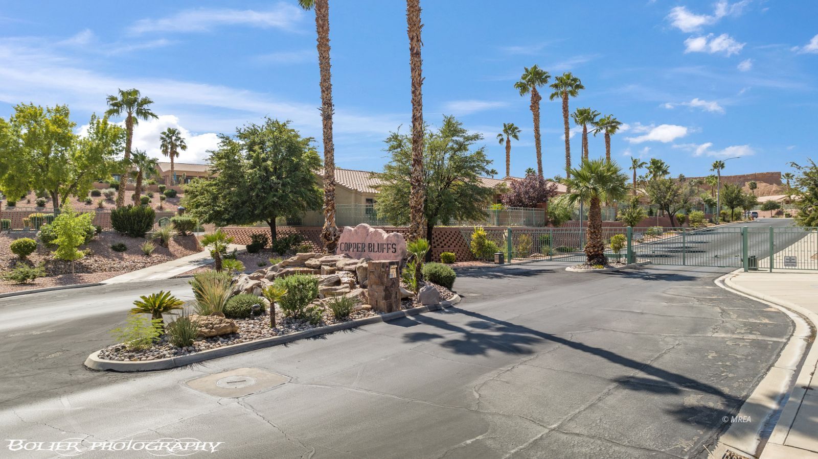 998  Opal St