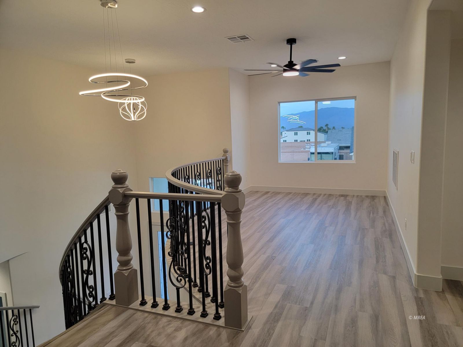 325  Ralston Rd