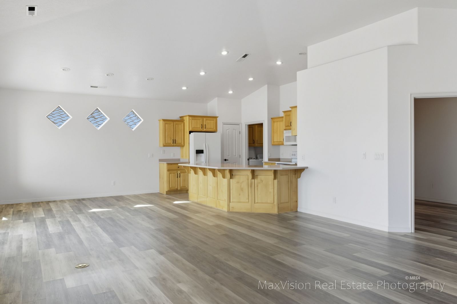 1390  Vista Del Ciudad 