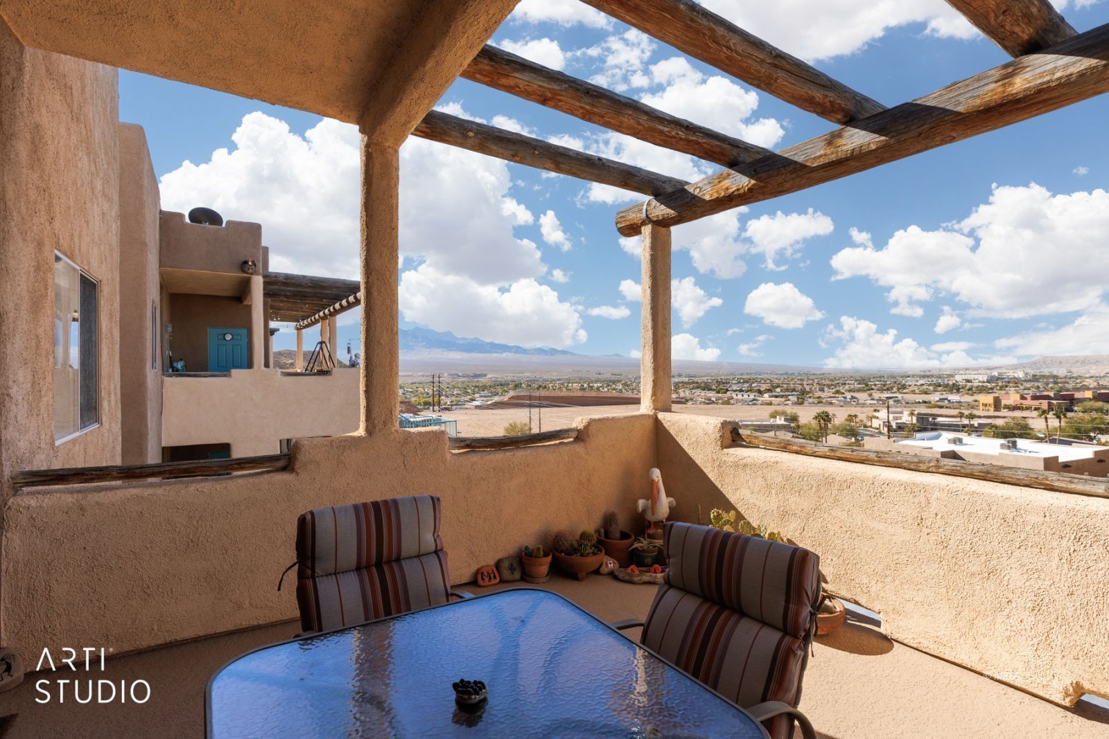 470  Turtle Back Rd #5C