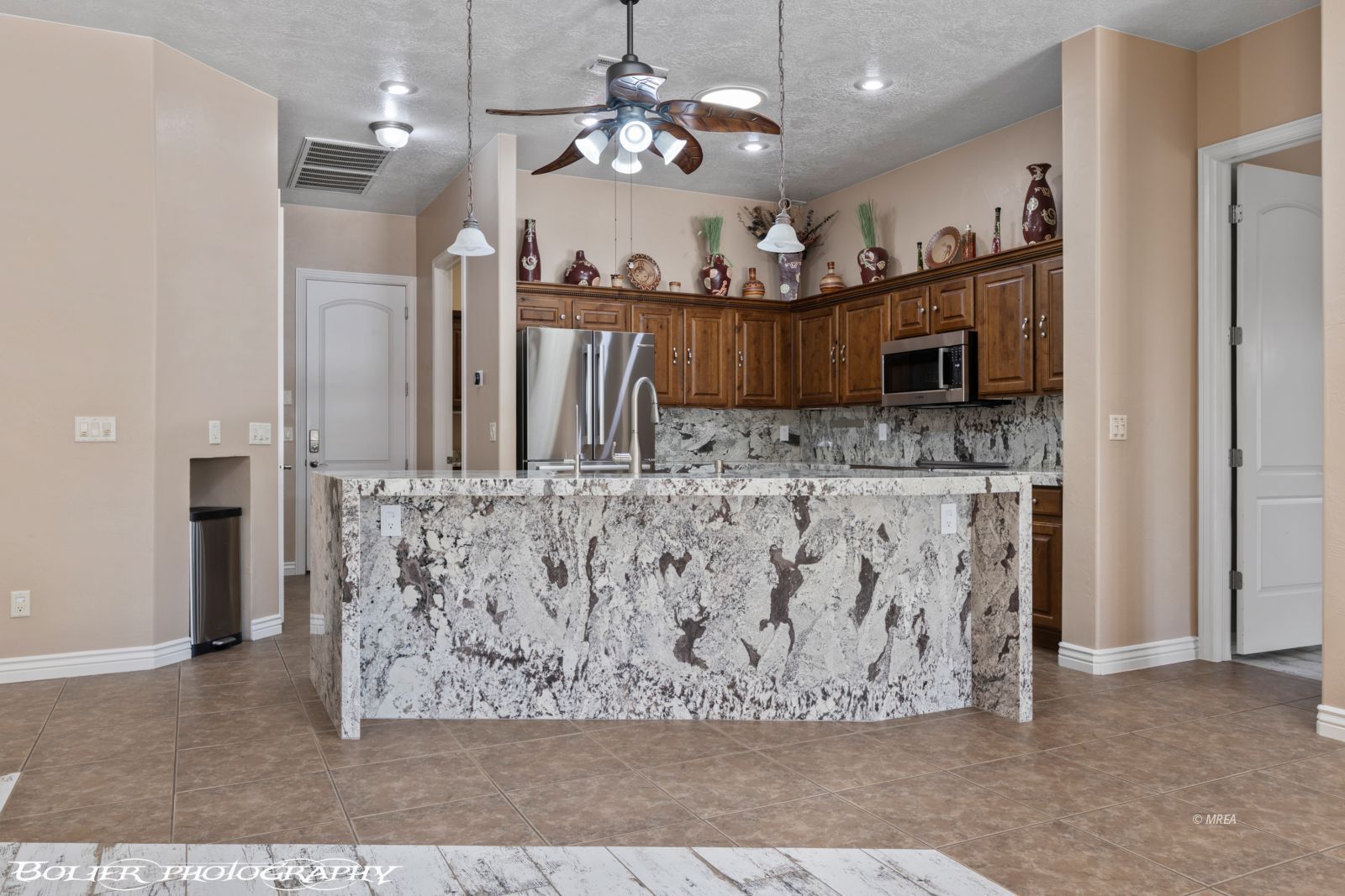 420  Sublimity Crest 