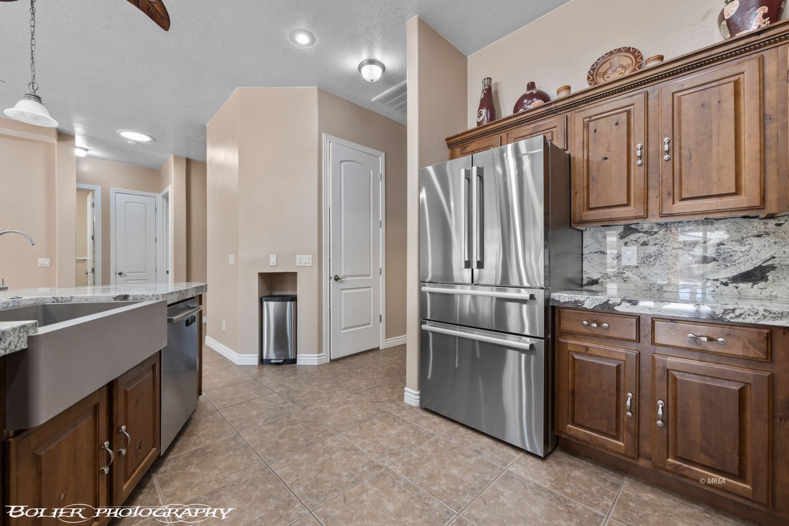 420  Sublimity Crest 