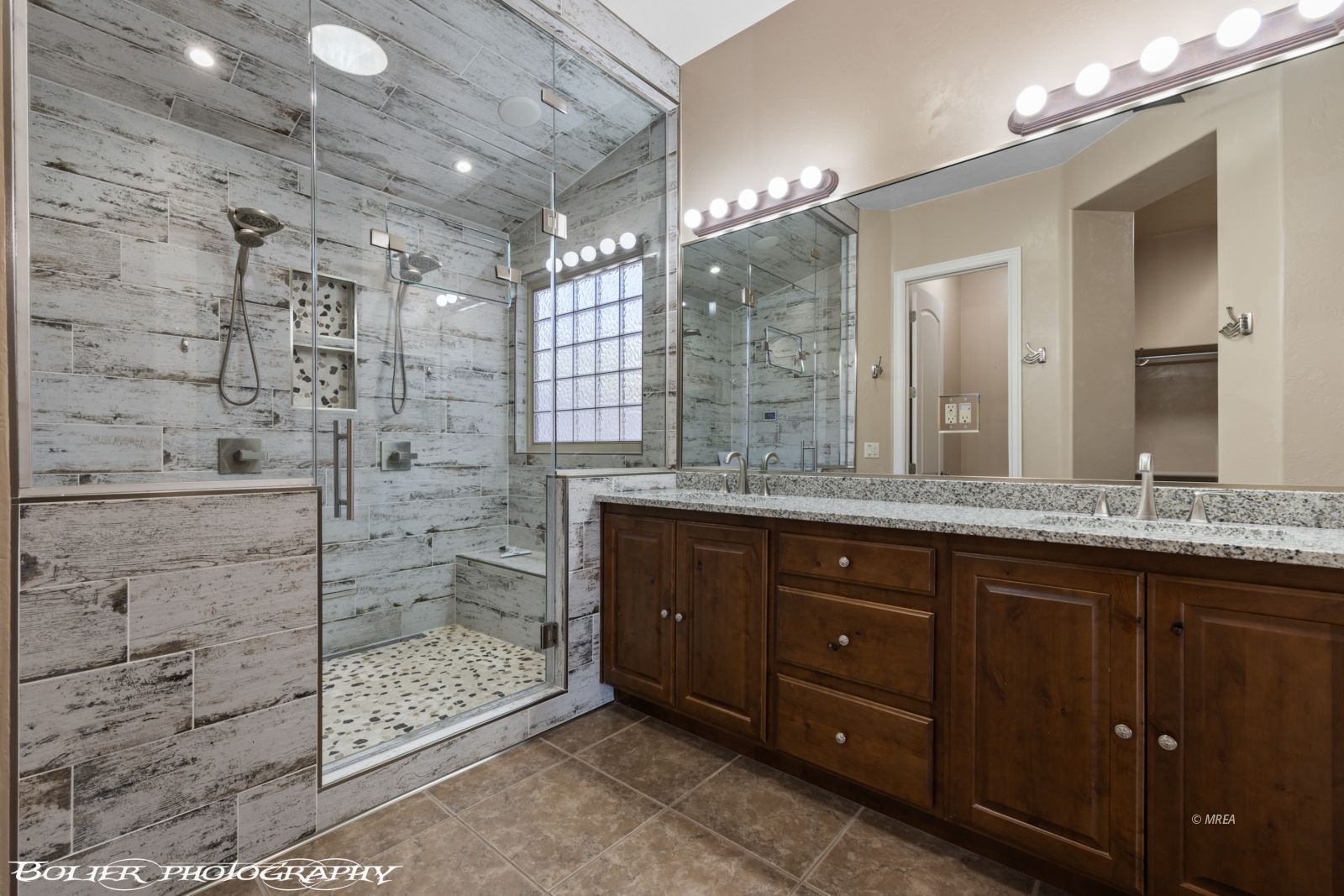 420  Sublimity Crest 