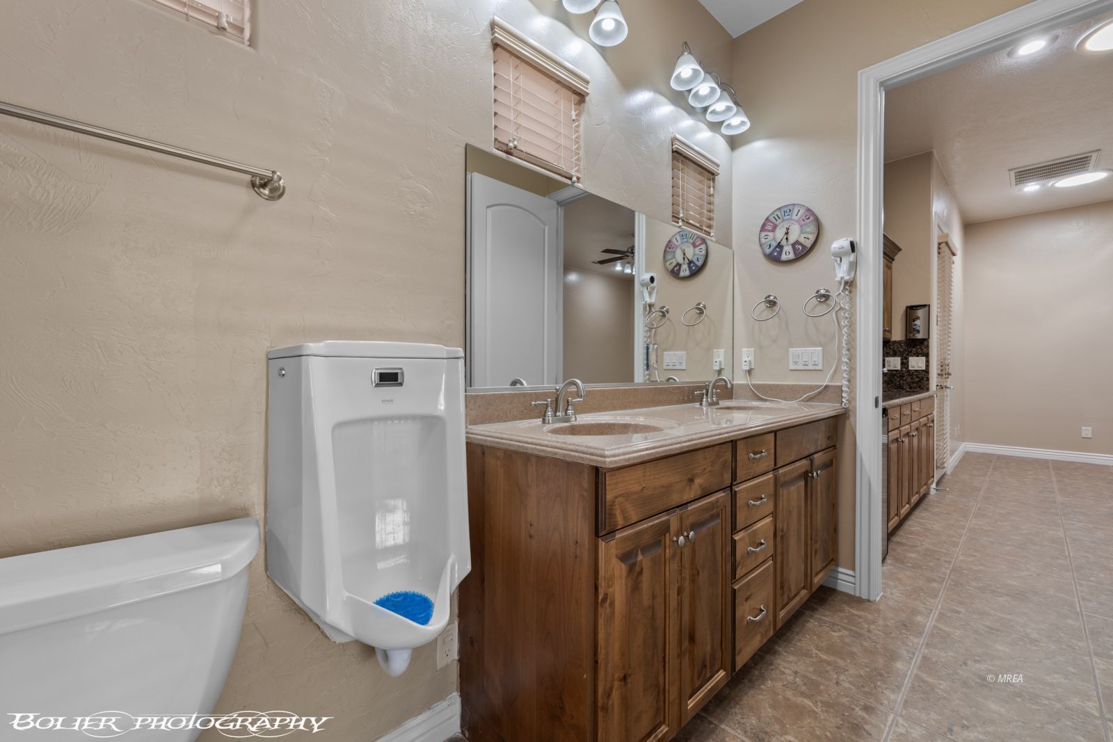 420  Sublimity Crest 