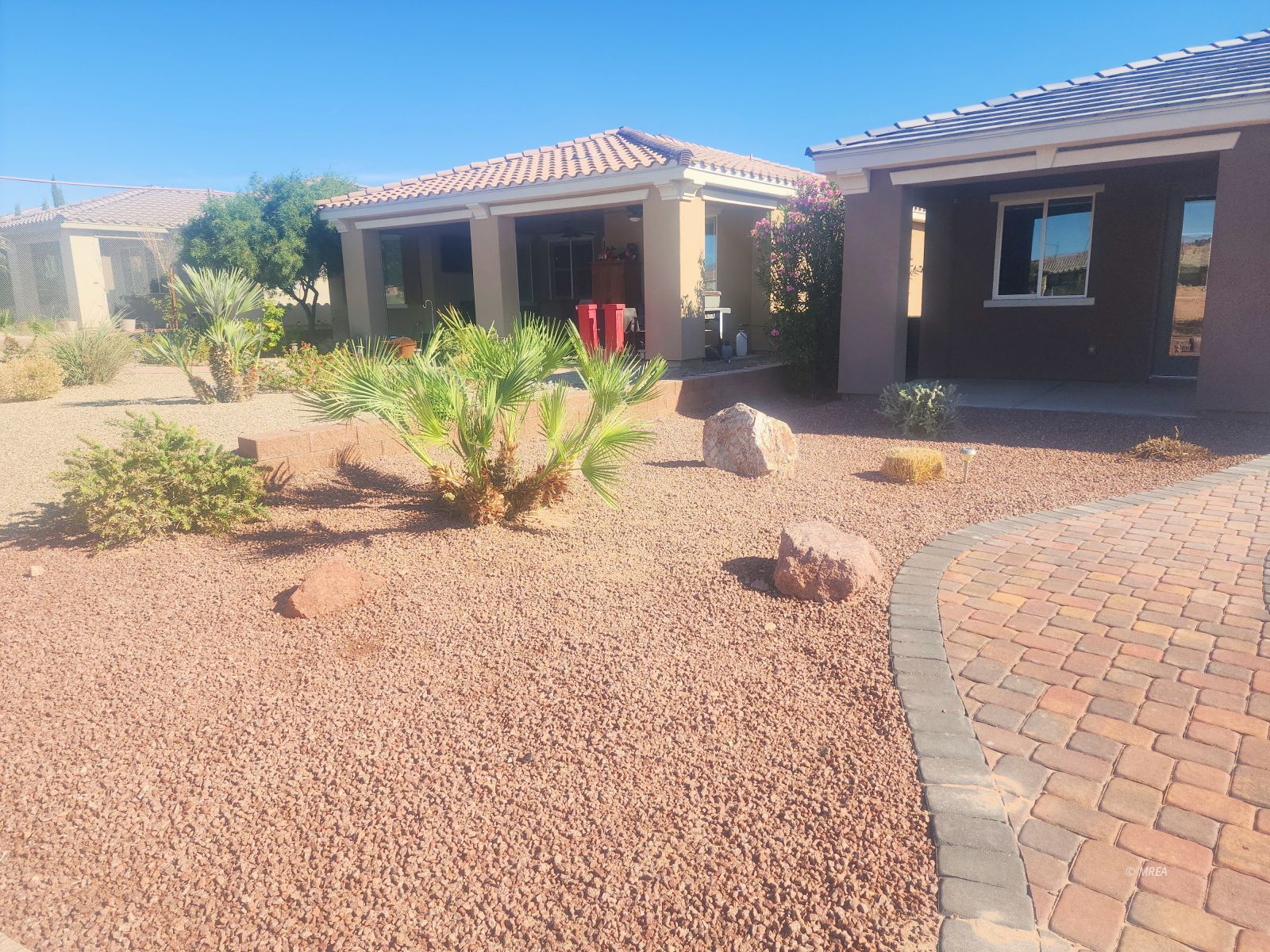 1355  Huntington Heights 