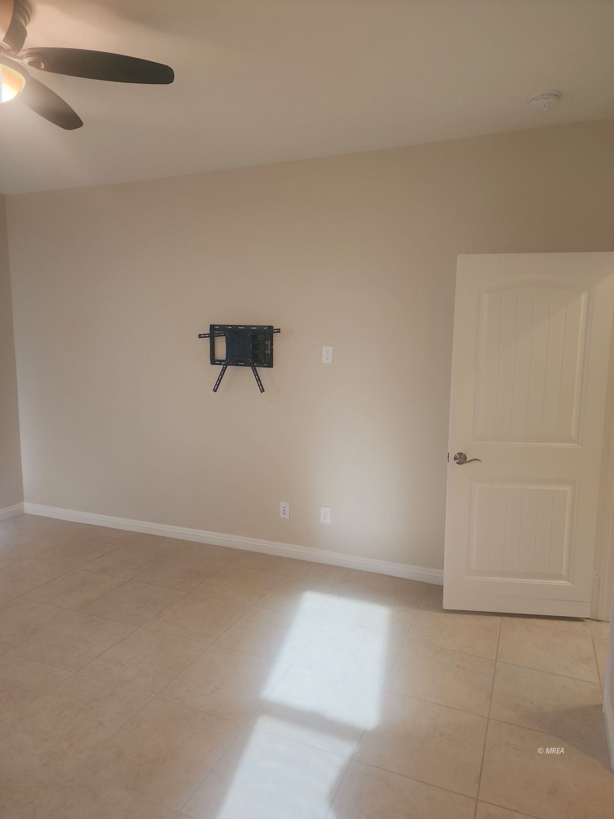 1355  Huntington Heights 