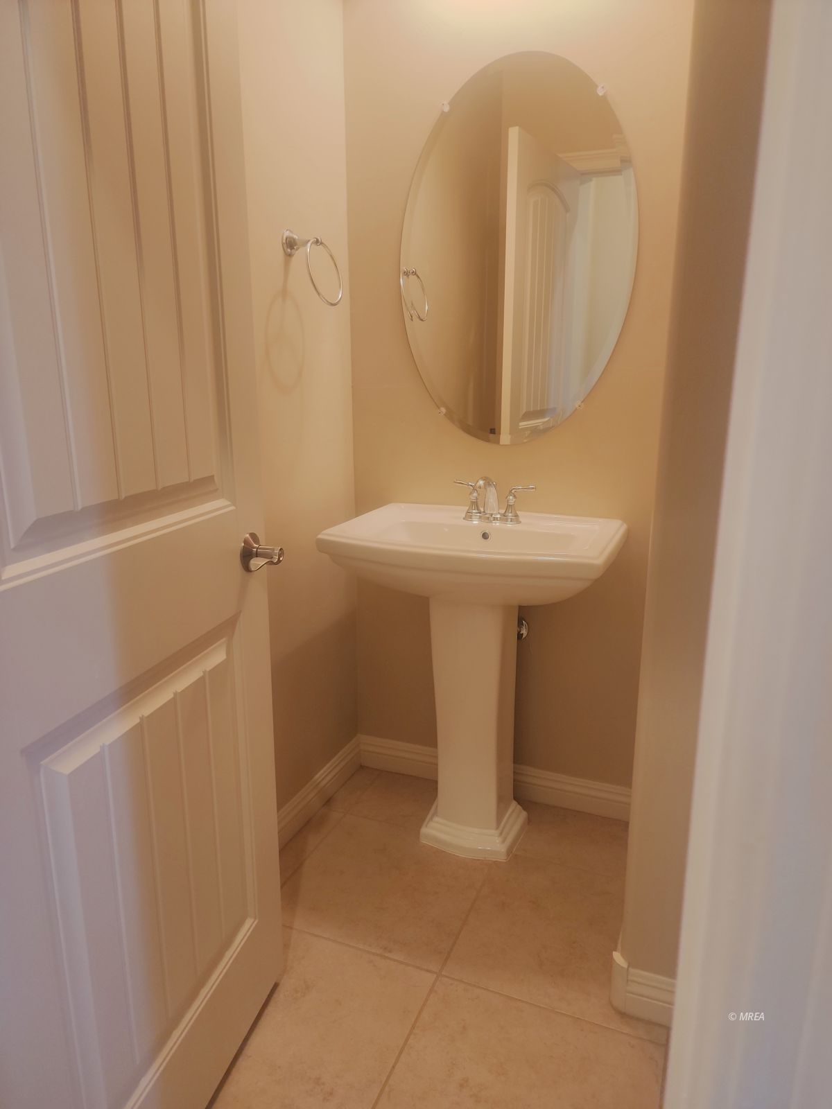 1355  Huntington Heights 