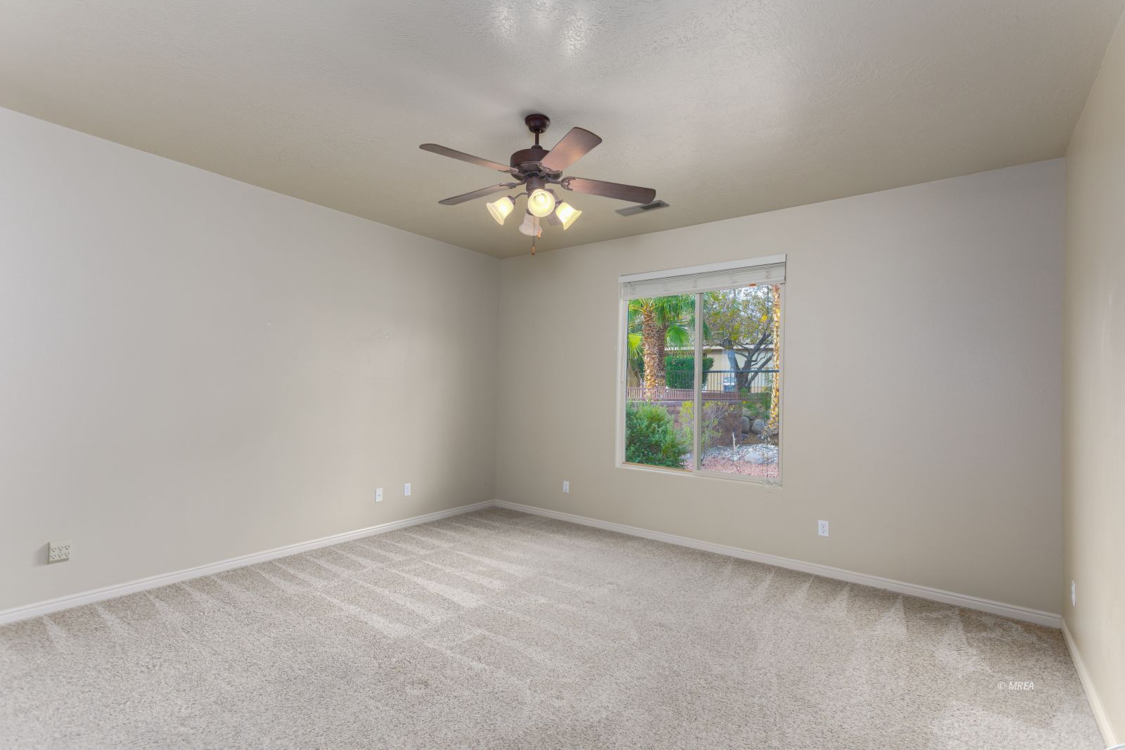 1407  Vista Del Ciudad Dr