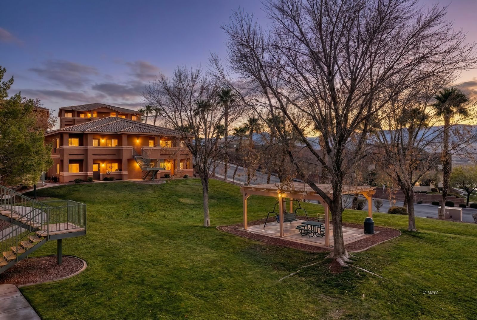 518  Turtleback Rd #C