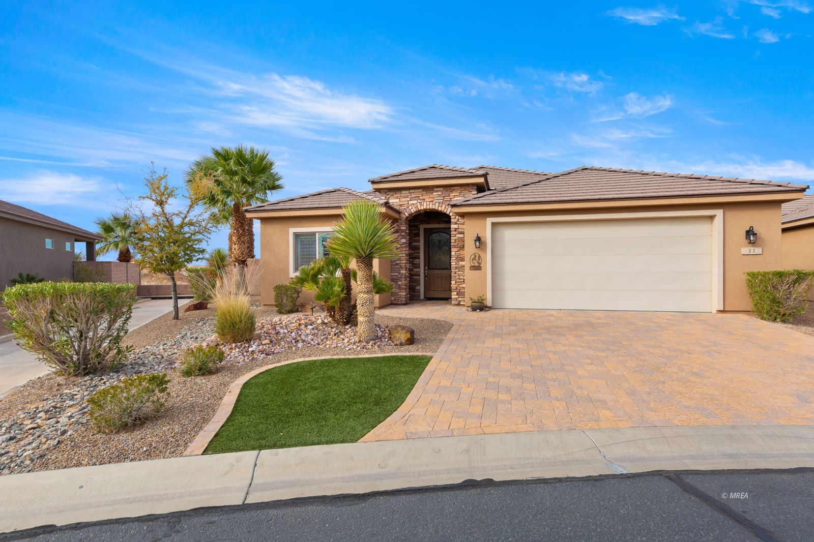 11  Dancing Sky Trail 