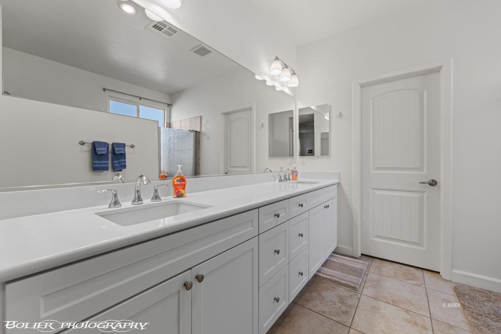 469  Paradise Valley Heights 