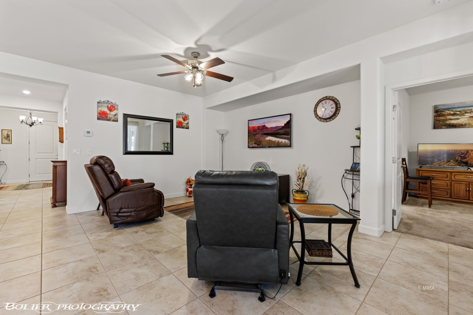 469  Paradise Valley Heights 