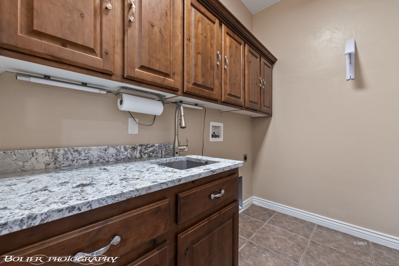 420  Sublimity Crest 