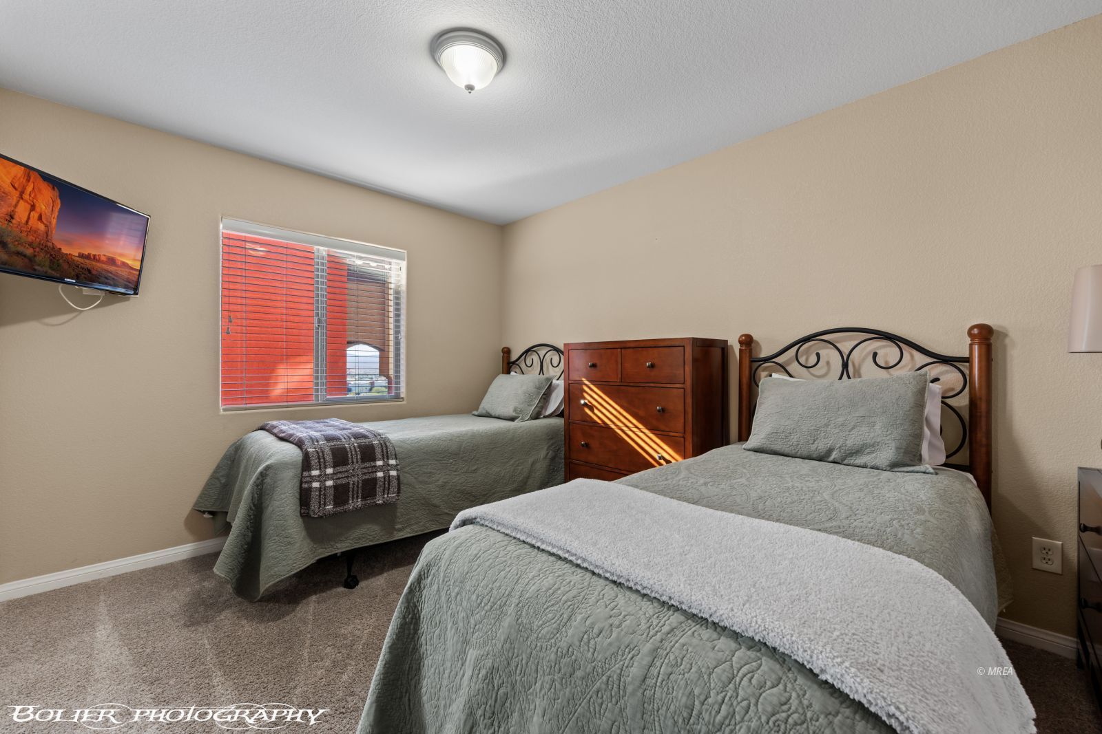 890  Kitty Hawk Dr.  #3624