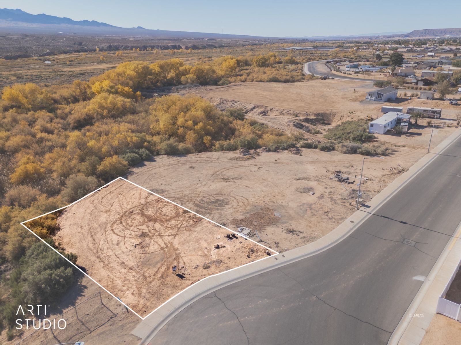 330 E First South St