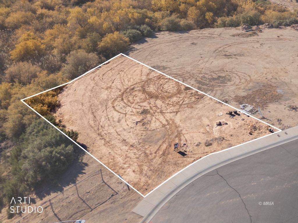 330 E First South St