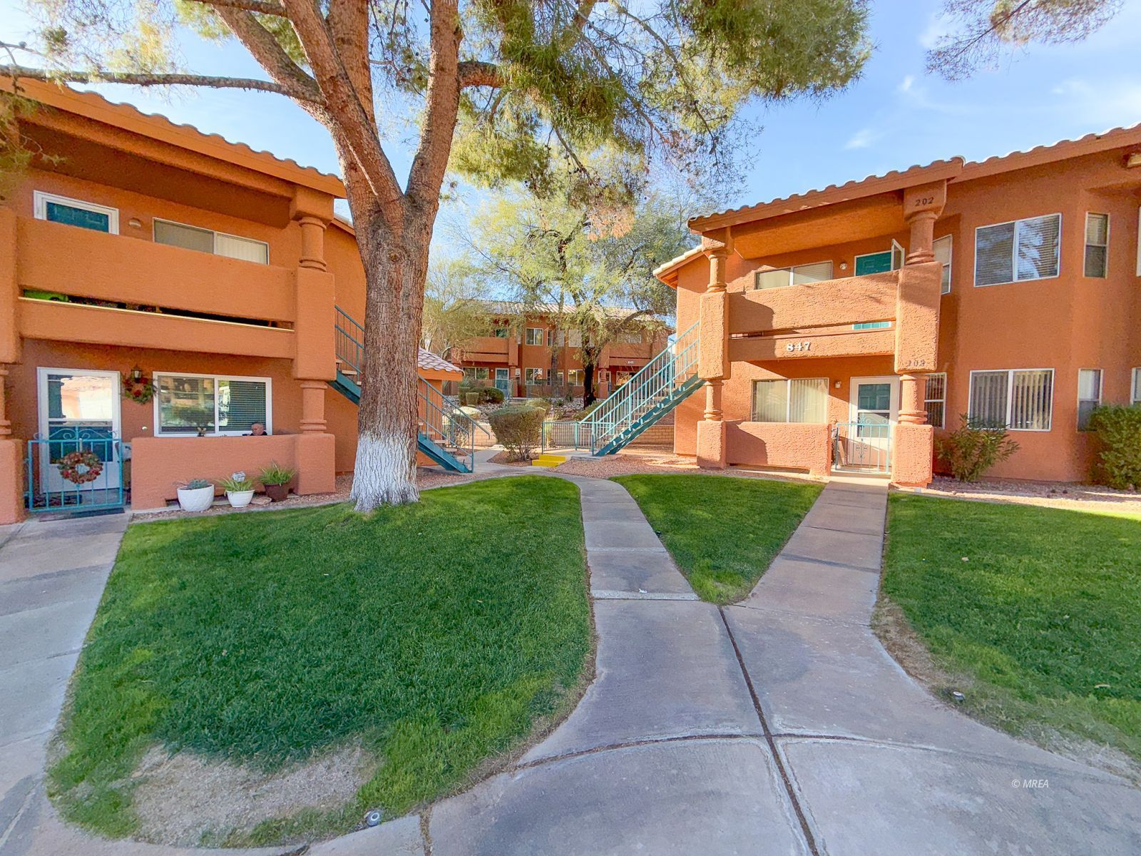 845  Mesquite Springs  #102