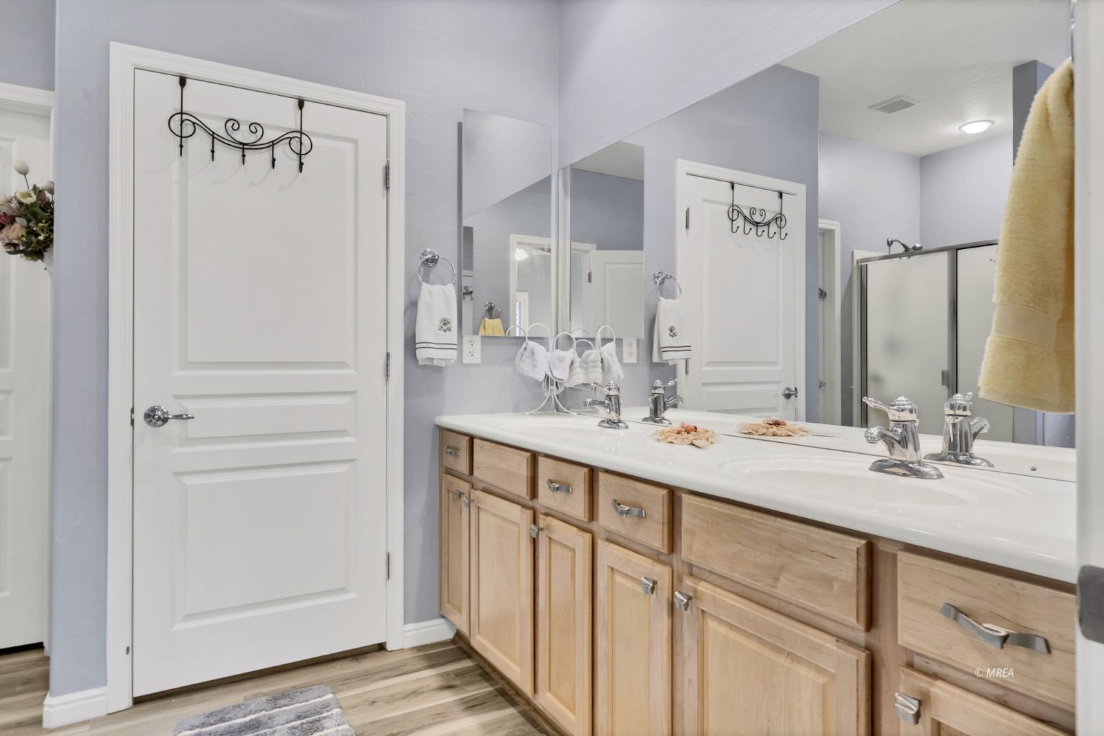 1385  Saddle Horn Ct