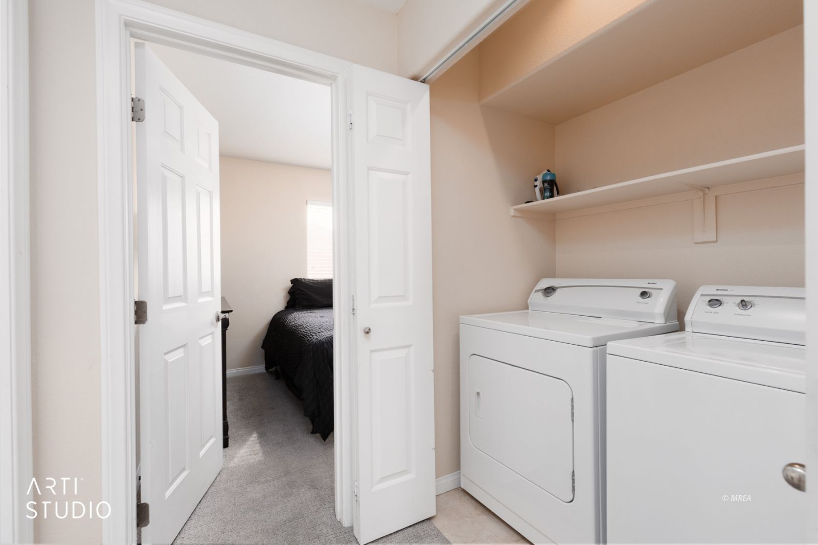 890  Kitty Hawk Dr #123