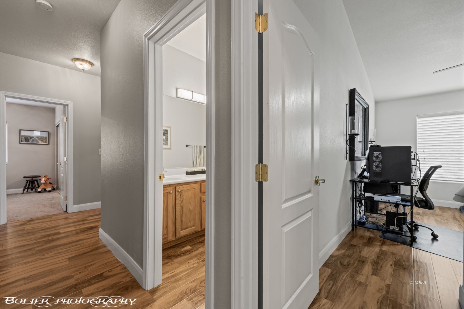 1231  Indian Wells Rd