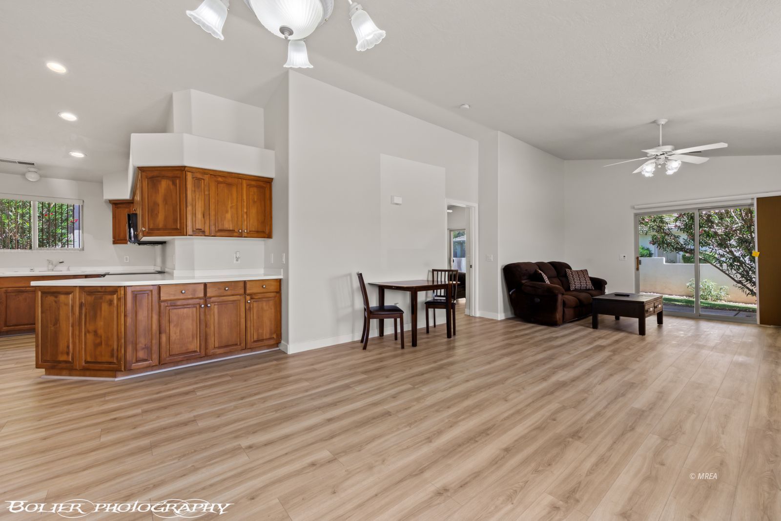 400  Paradise Pkwy  #113