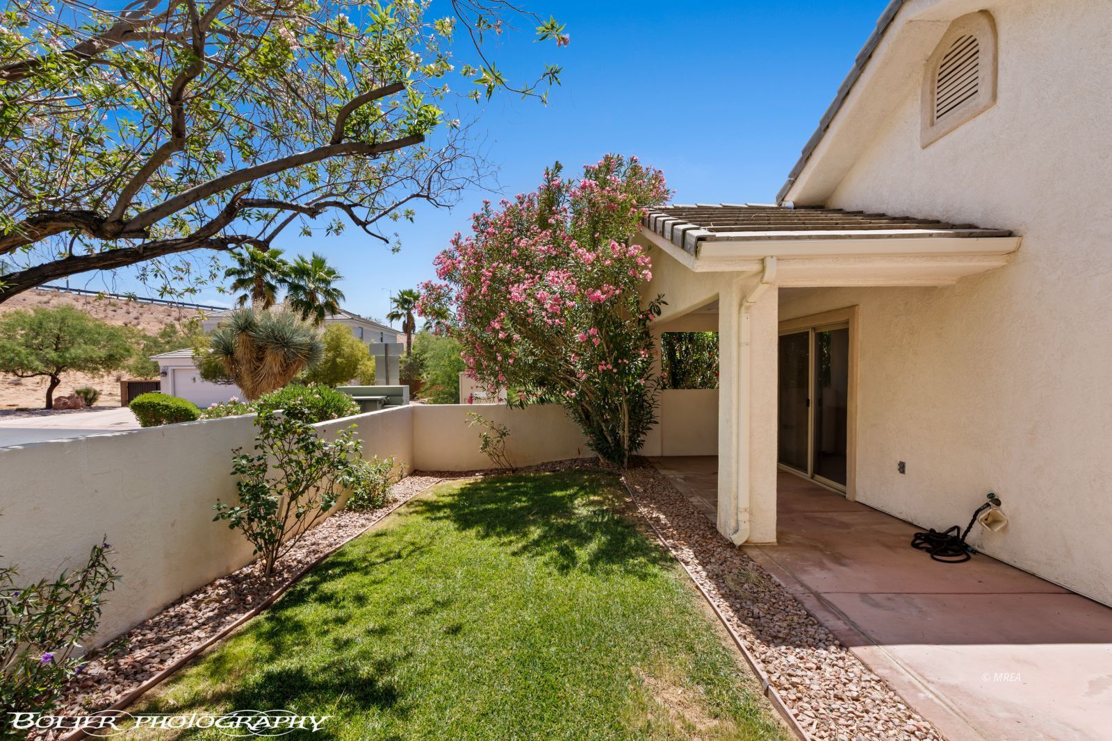 400  Paradise Pkwy  #113