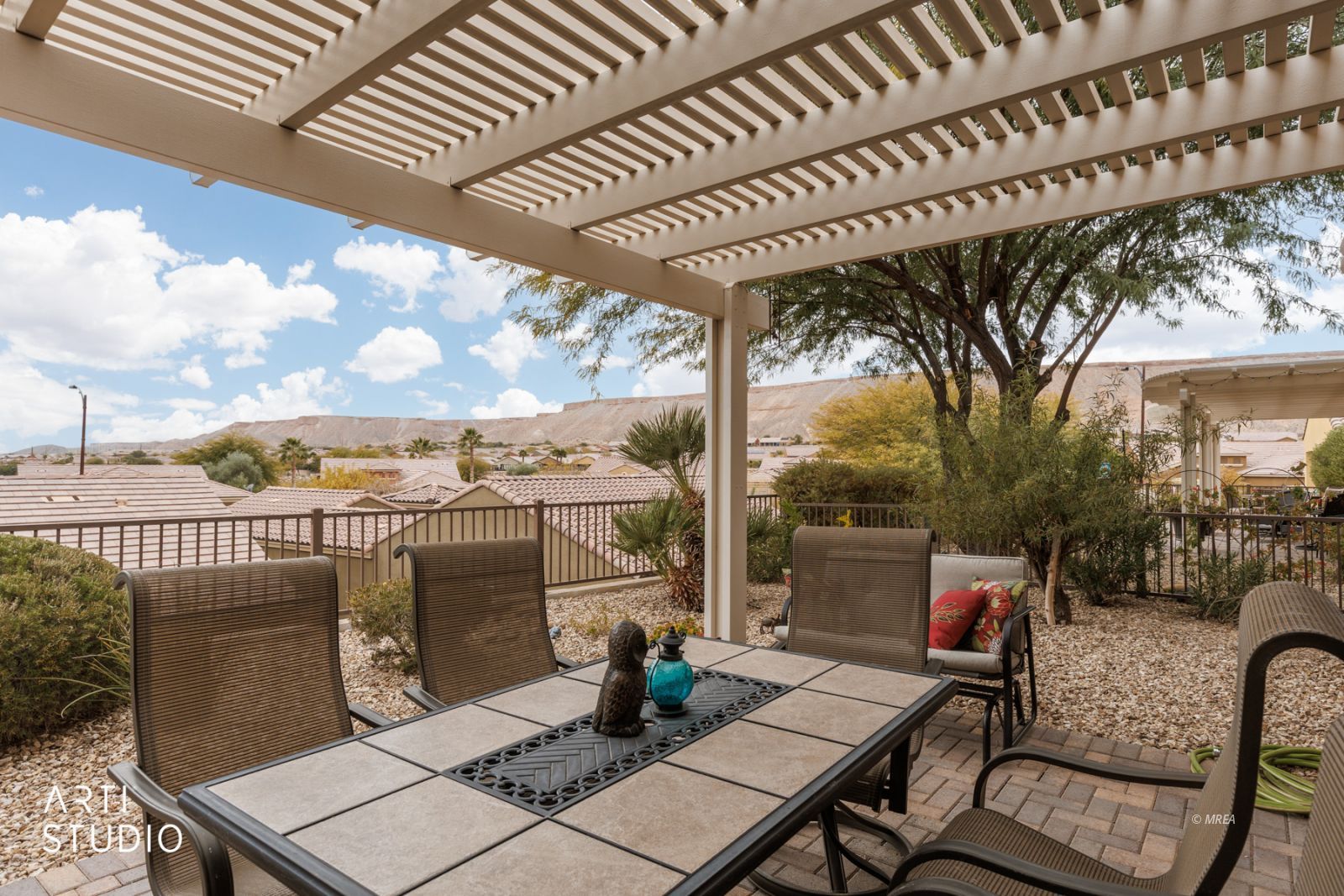 1292  Heritage Heights 