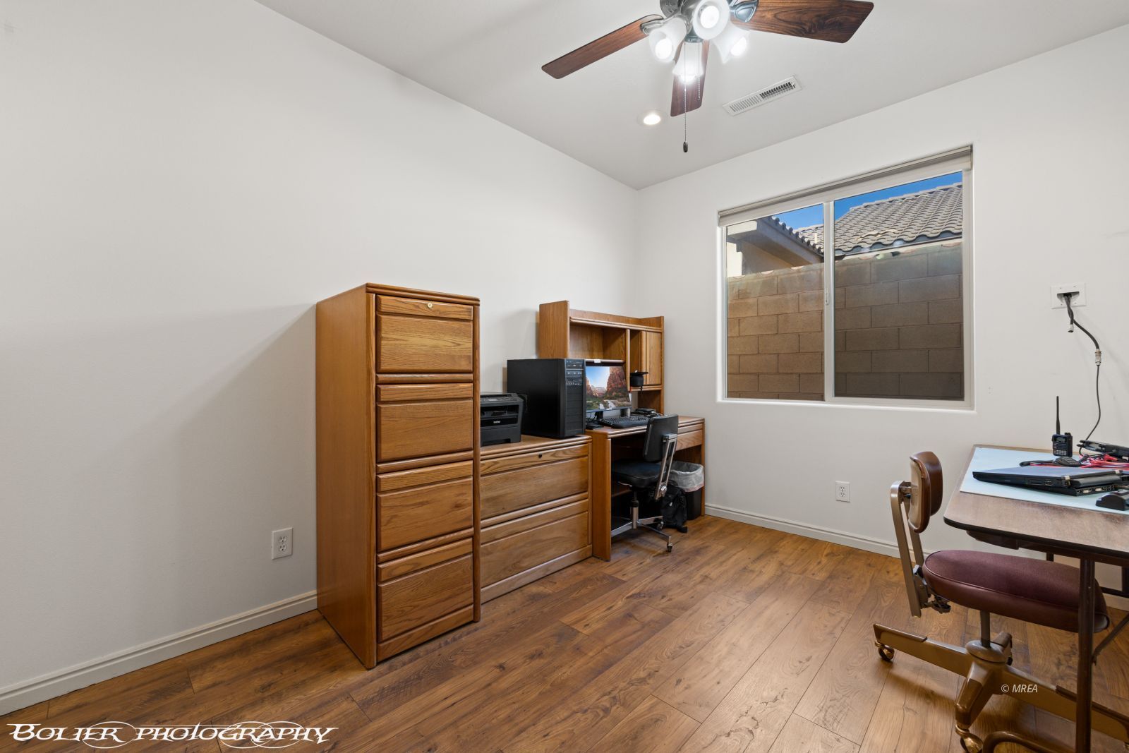 1402  Vista Del Ciudad Dr