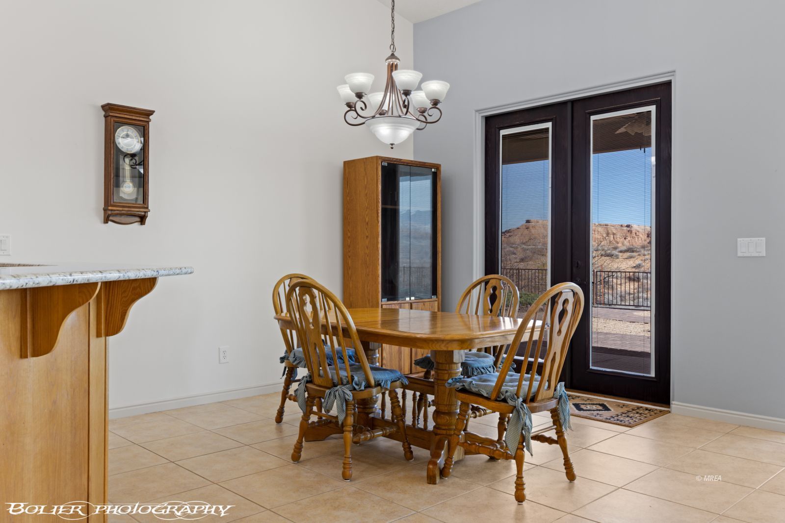 1402  Vista Del Ciudad Dr