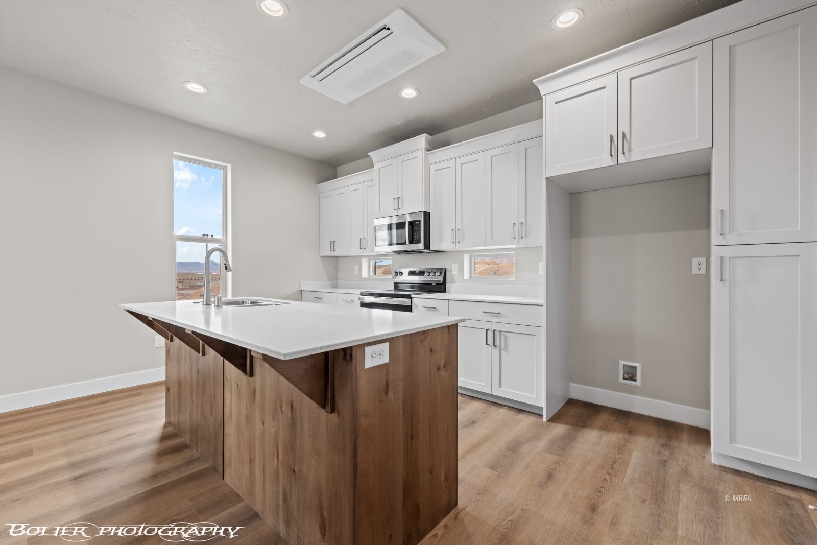 338  North White Rock Trl 