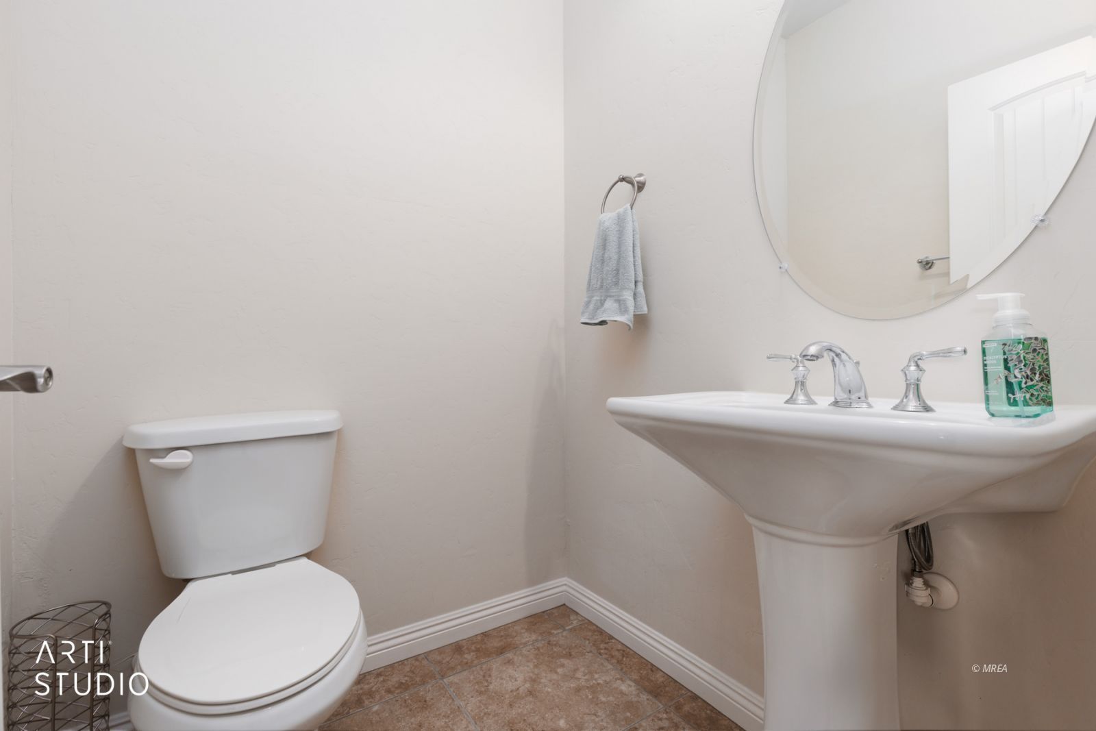 140  Admiral Benbow Way