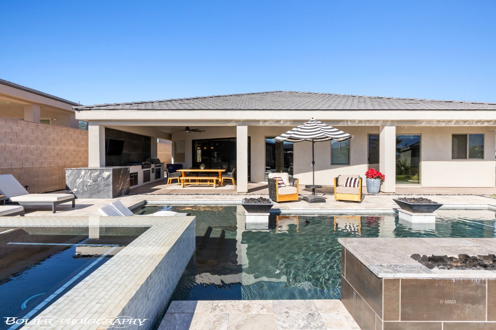 1452  Stonewall Bend 