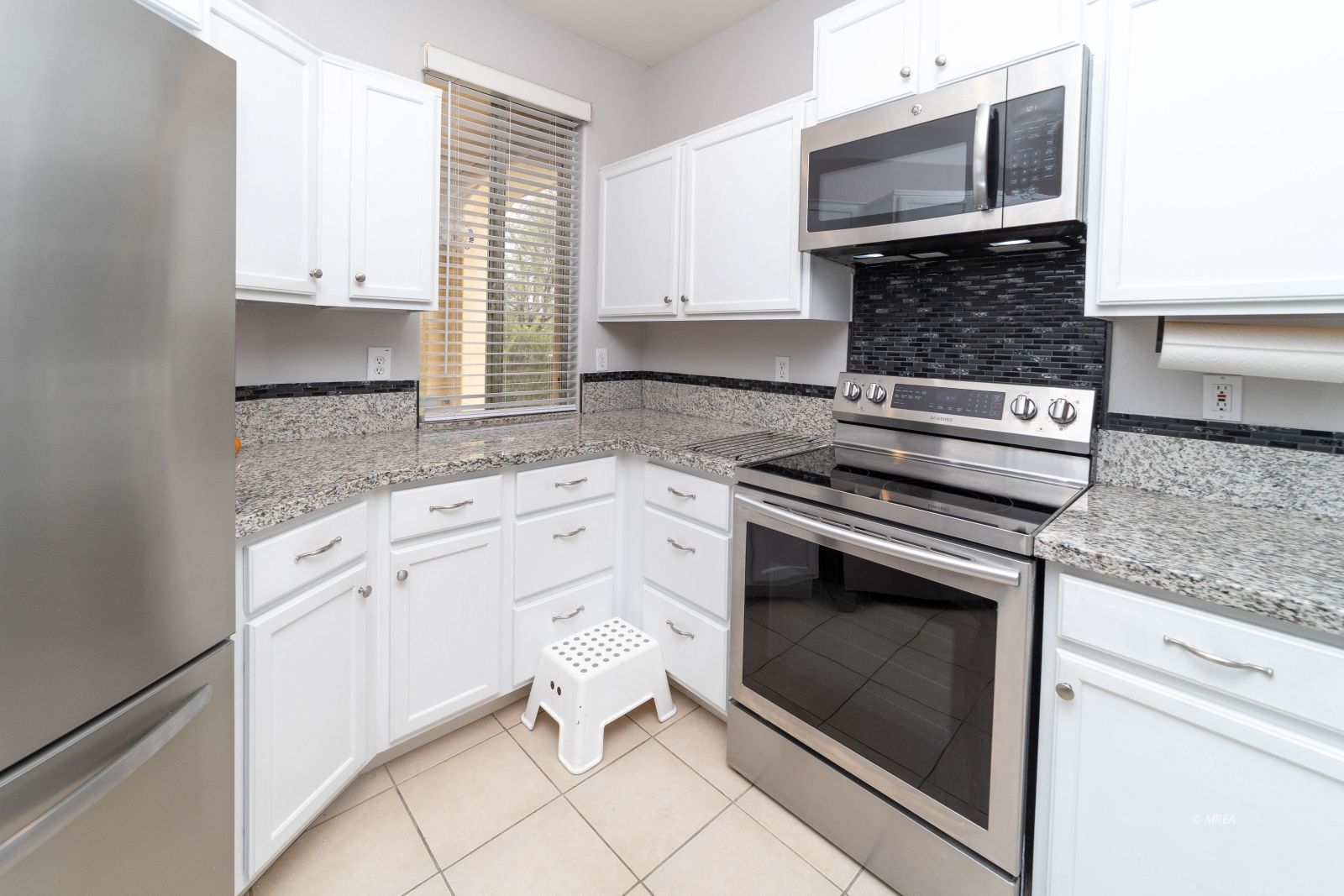 498  Canyon View Way