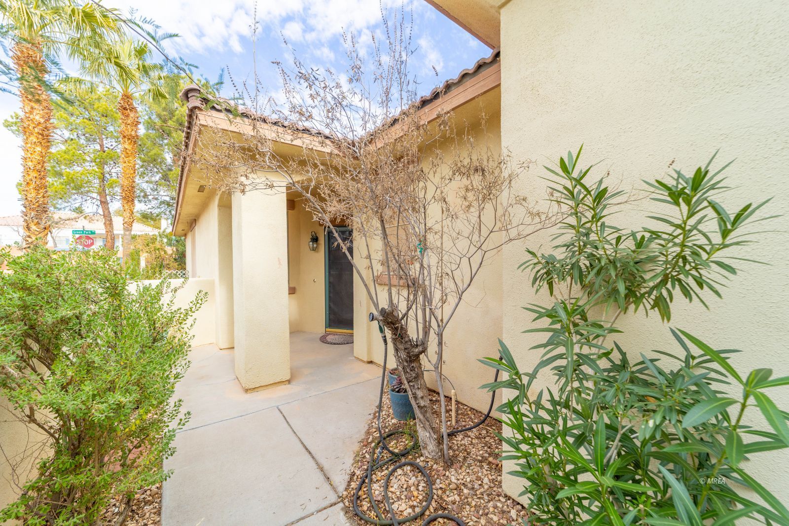 498  Canyon View Way