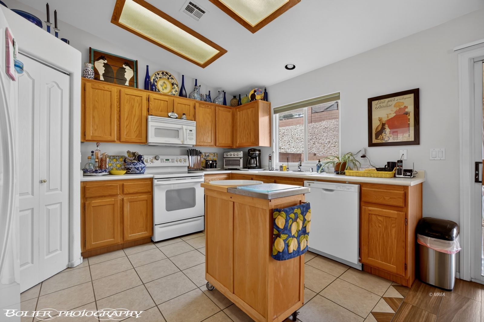 1181  Augusta Hills St