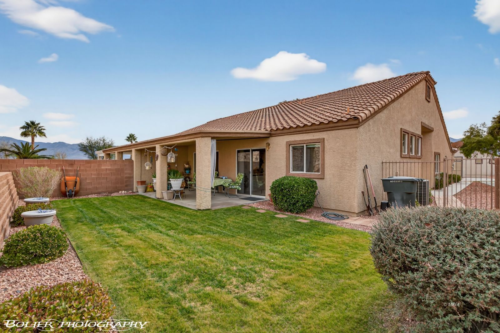 1181  Augusta Hills St