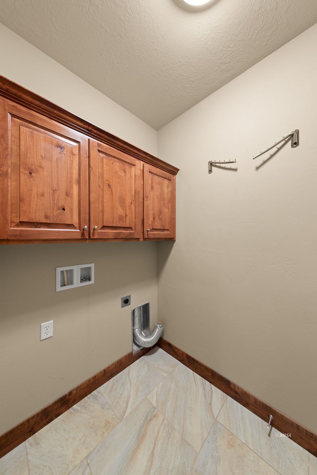 11  Dancing Sky Trail 