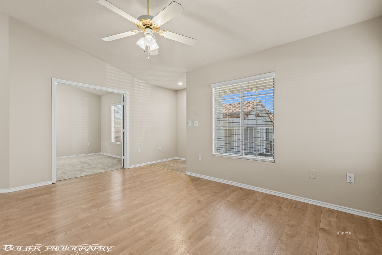 738  Mesa Springs Dr