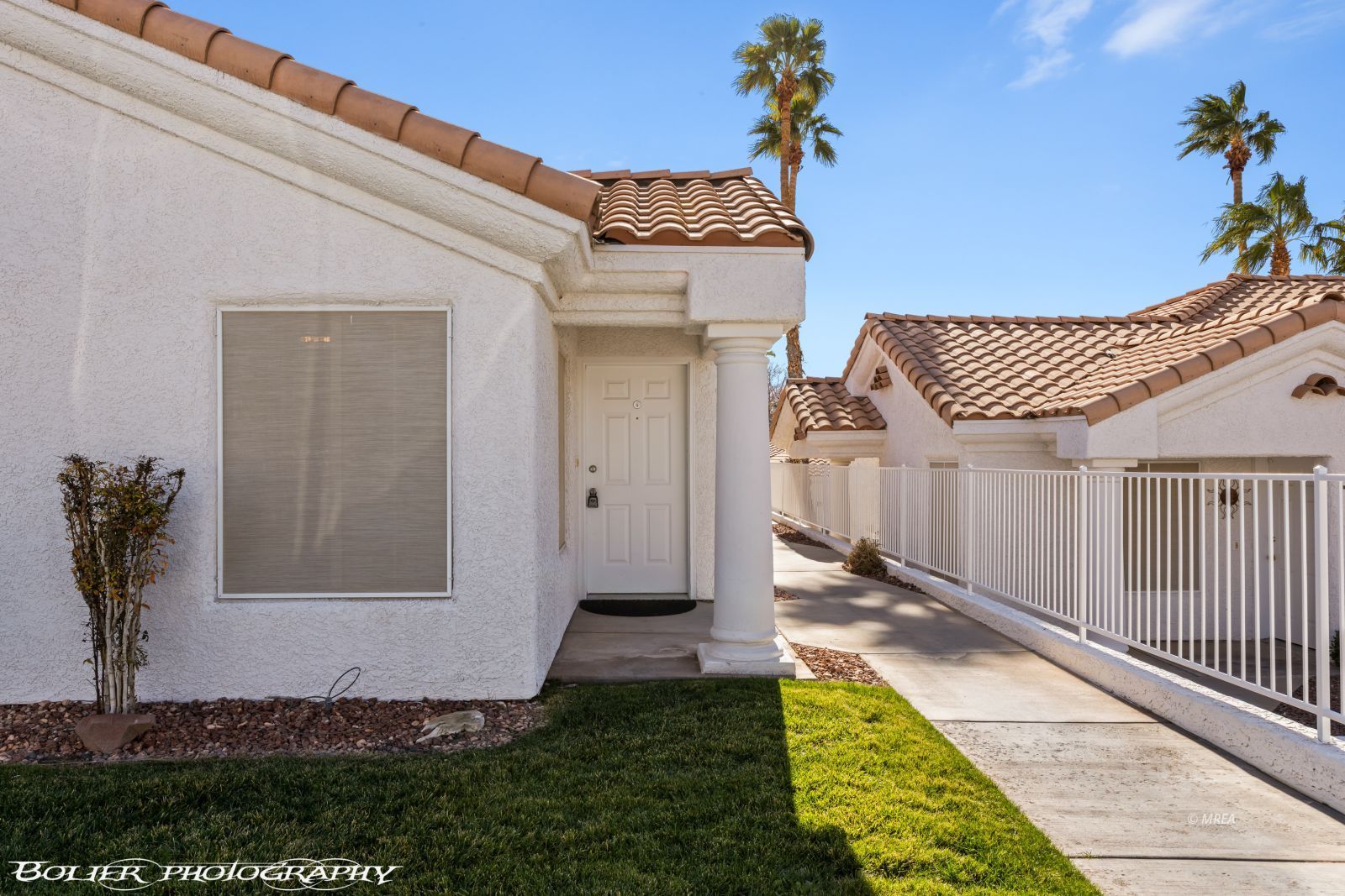 738  Mesa Springs Dr