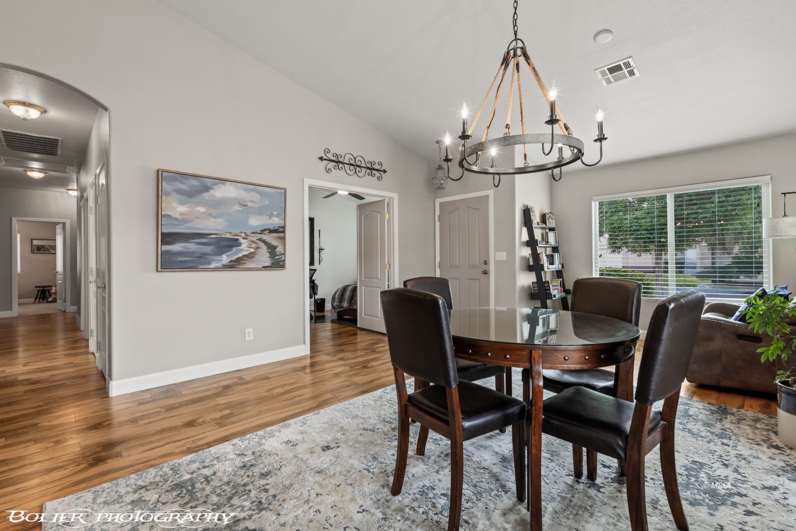 1231  Indian Wells Rd