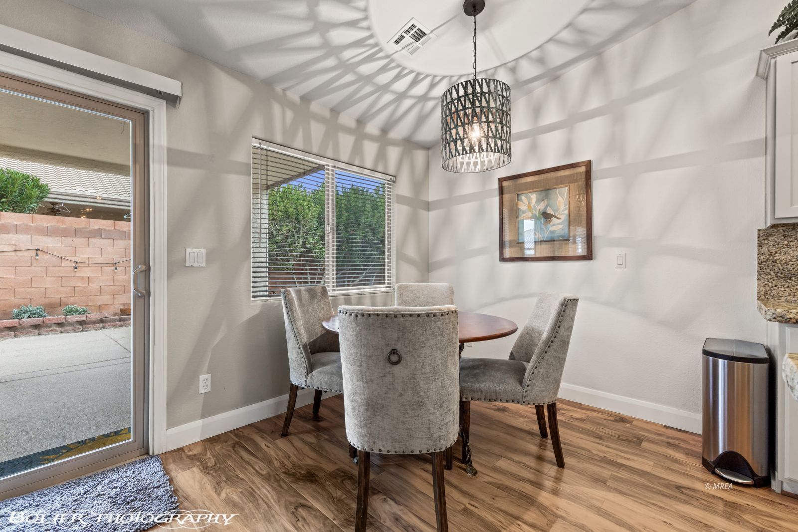 1231  Indian Wells Rd